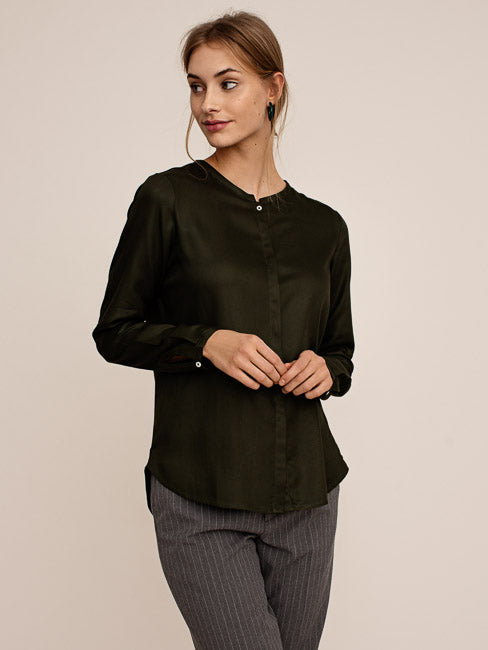 The Magnolia blouse